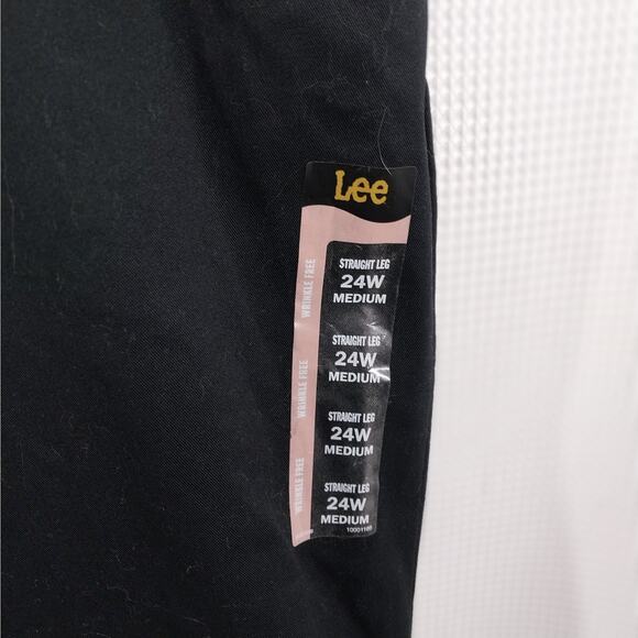 NWT! LEE! BLACK STRAIGHT LEG, MID-RISE CLASSIC WRINKLE FREE PANTS! SZ 24W - Picture 8 of 11